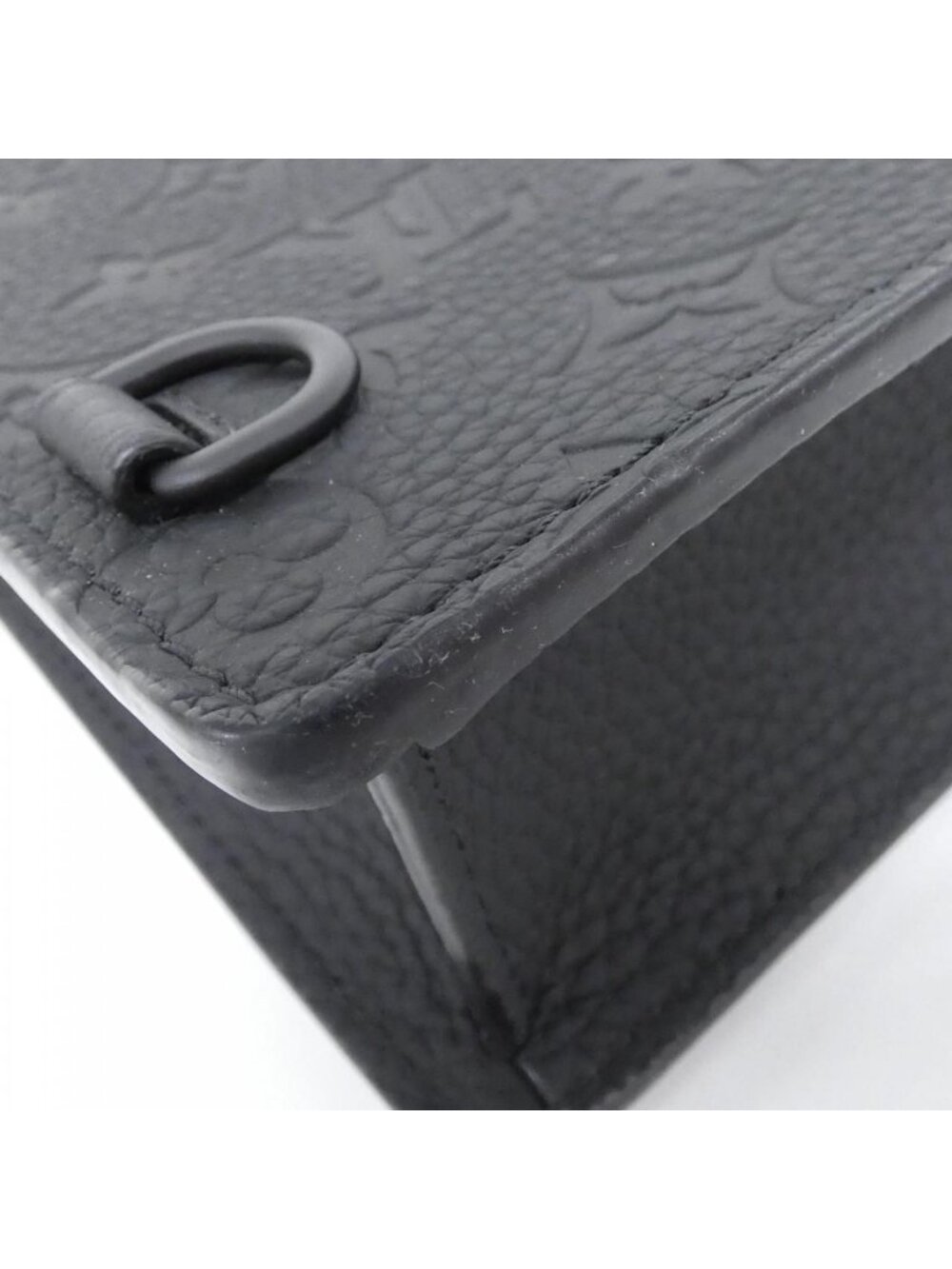 Louis Vuitton Taurillon Monogram Sac Plat Messenger Bag - Picture 3 of 8
